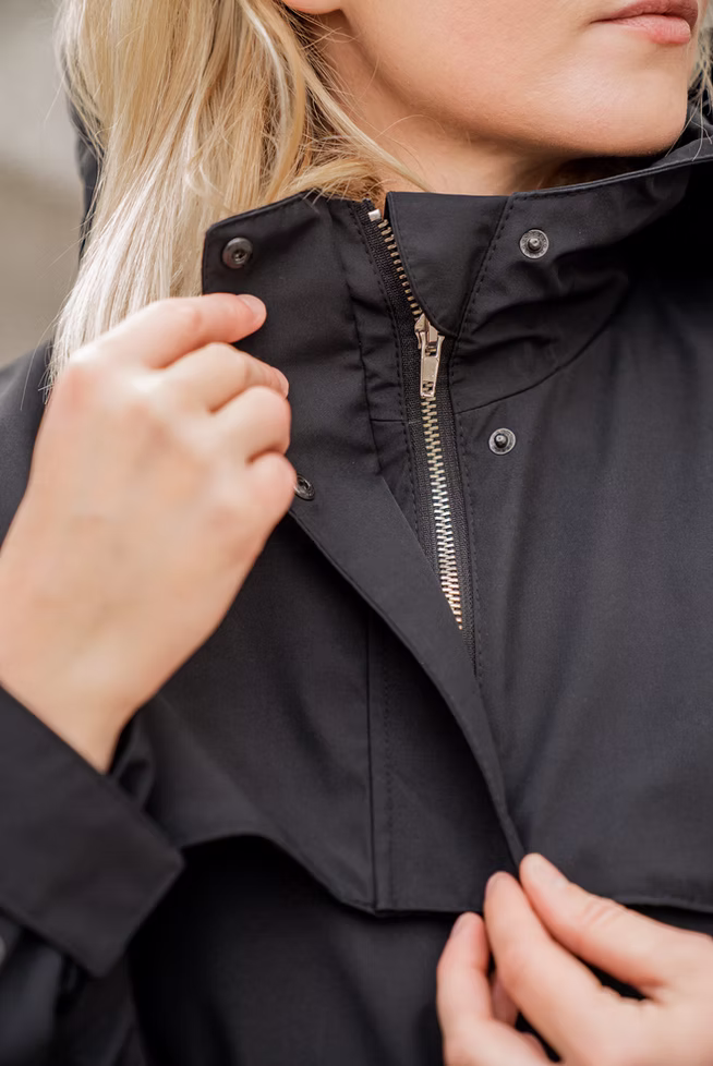 Black Ninja jacket in waterproof  Nanomembrane fabric