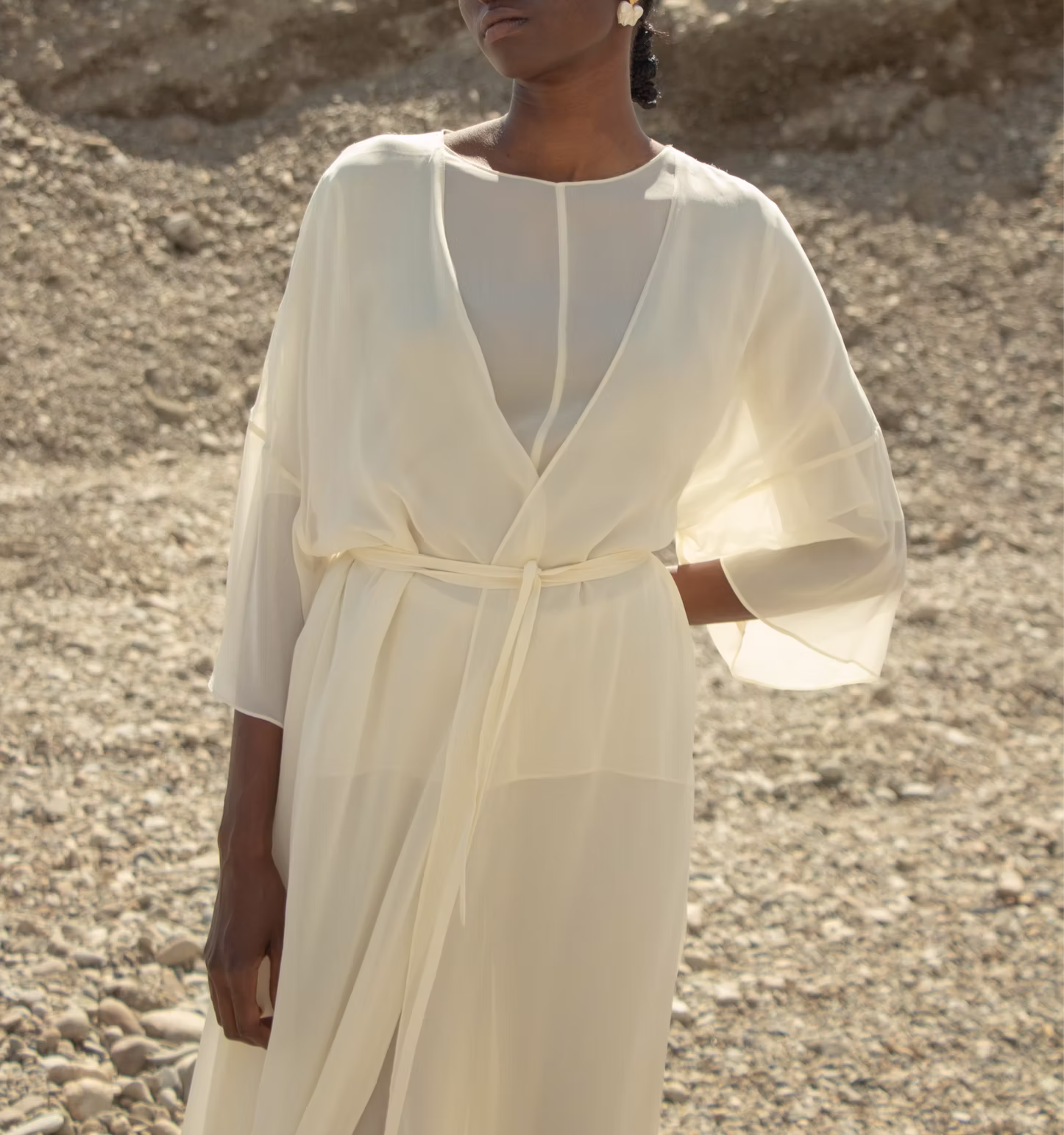 Basic top, Entari and Long Pants in transparent Ivory Viscose